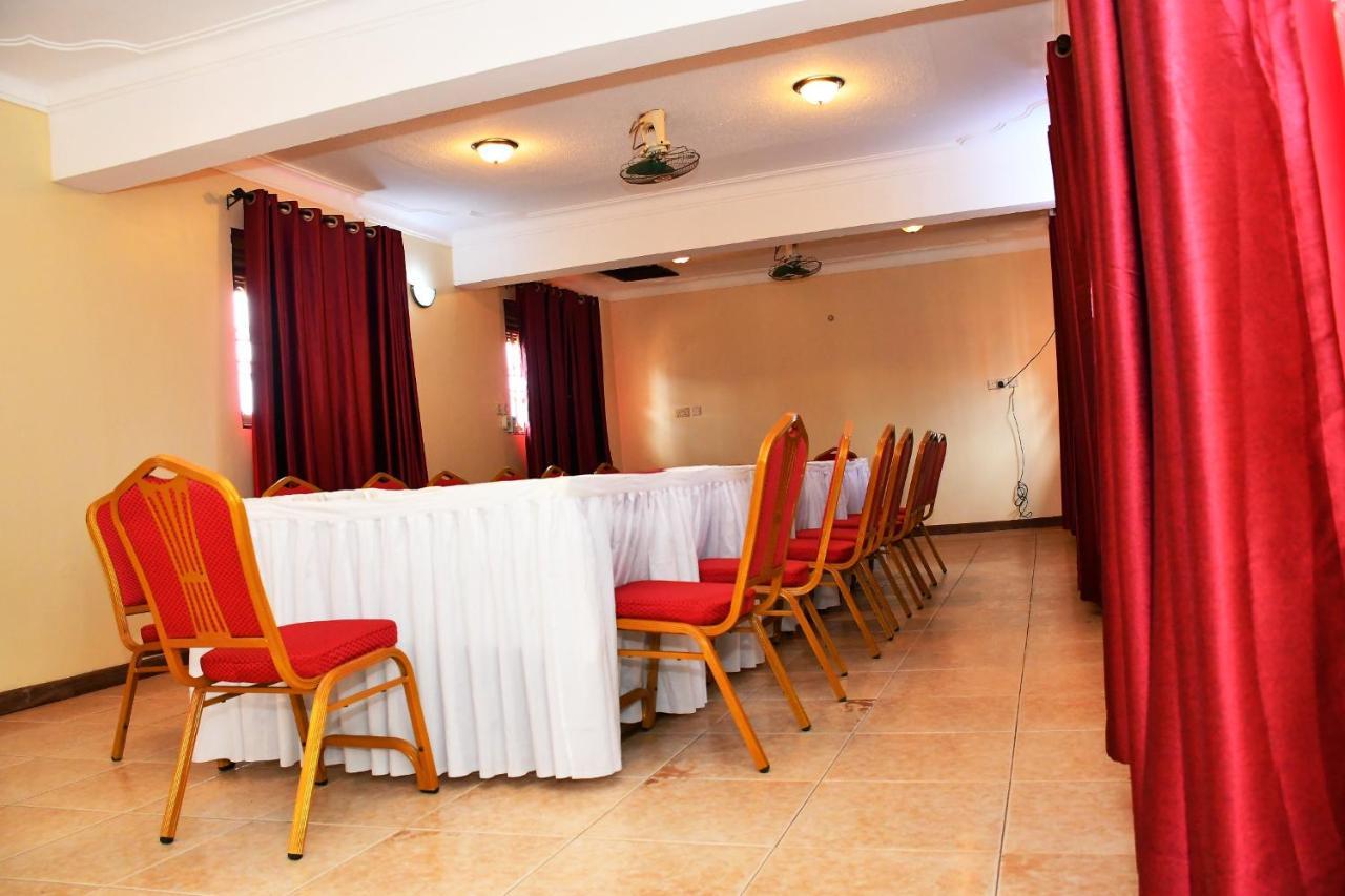 Florida Hotel Zaana Kampala Extérieur photo