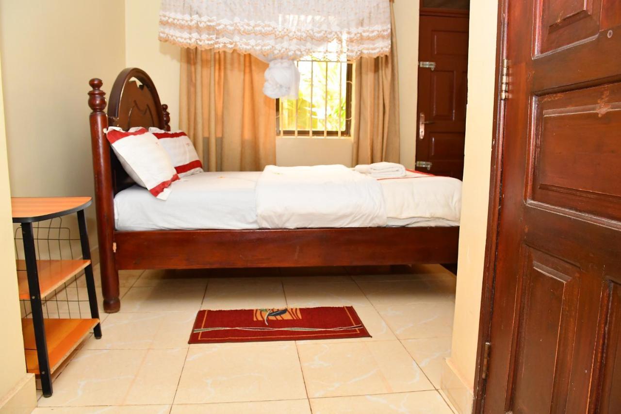 Florida Hotel Zaana Kampala Extérieur photo