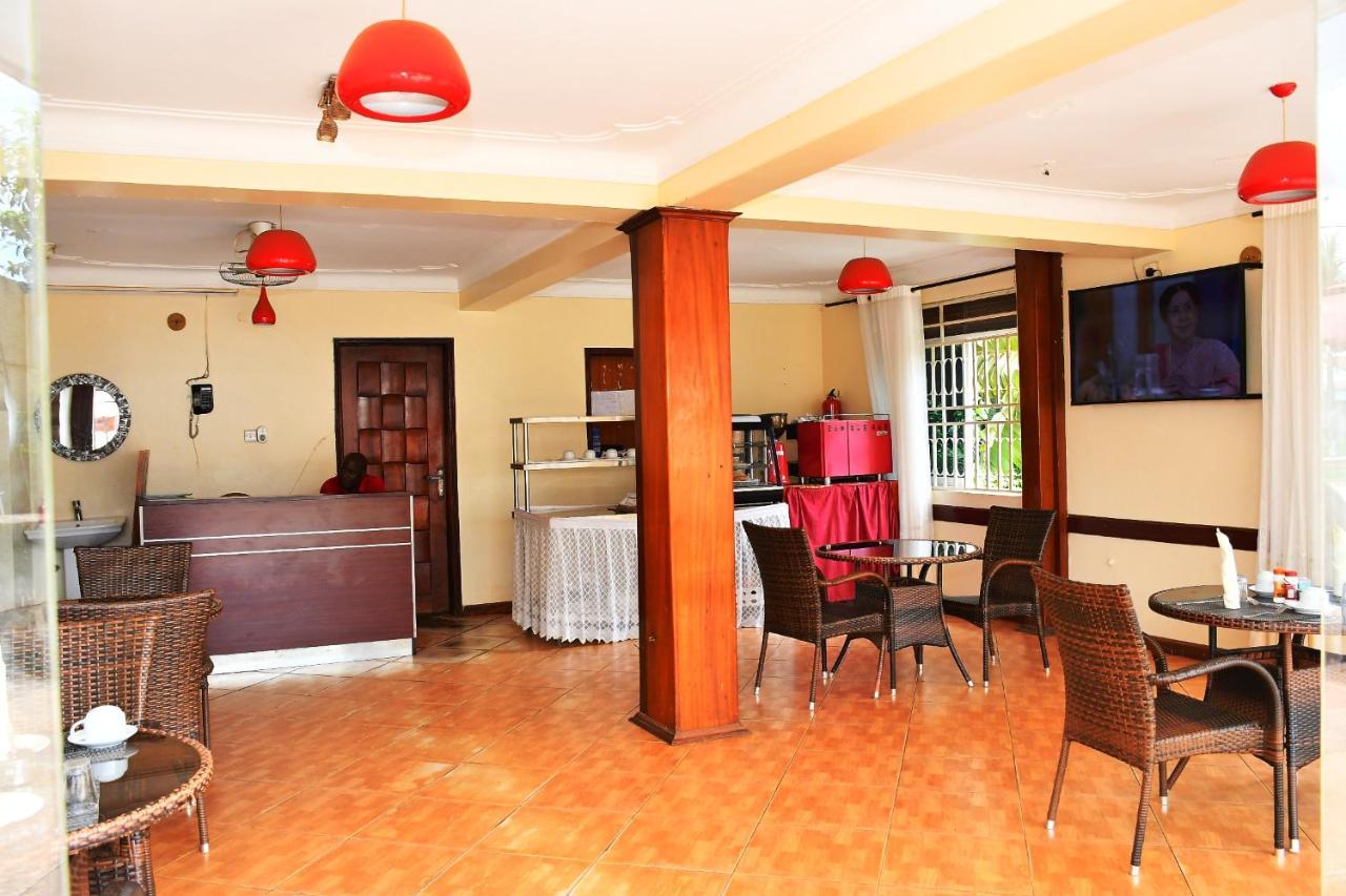 Florida Hotel Zaana Kampala Extérieur photo