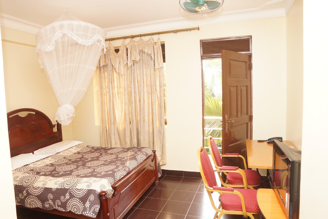 Florida Hotel Zaana Kampala Extérieur photo