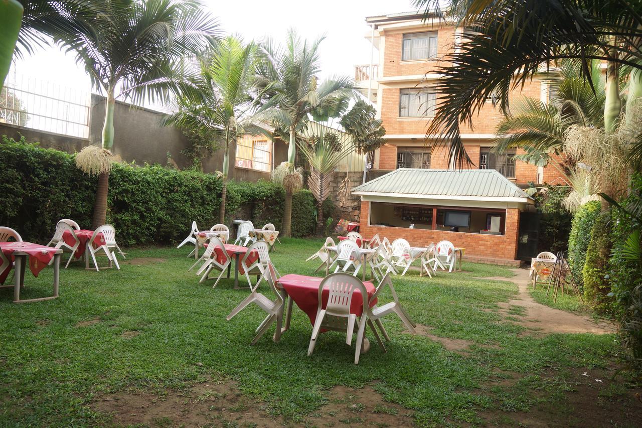 Florida Hotel Zaana Kampala Extérieur photo